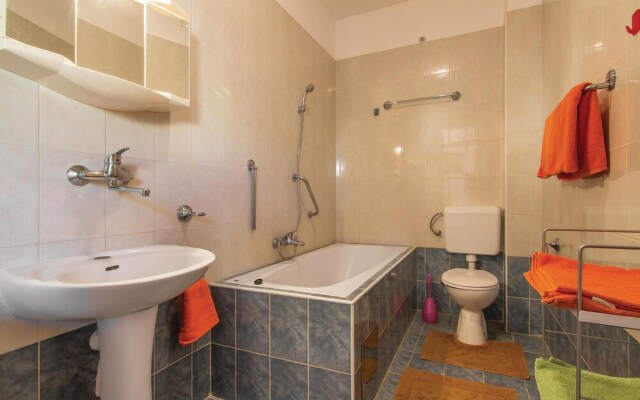 Beautiful Apartment in Porec With 2 Bedrooms