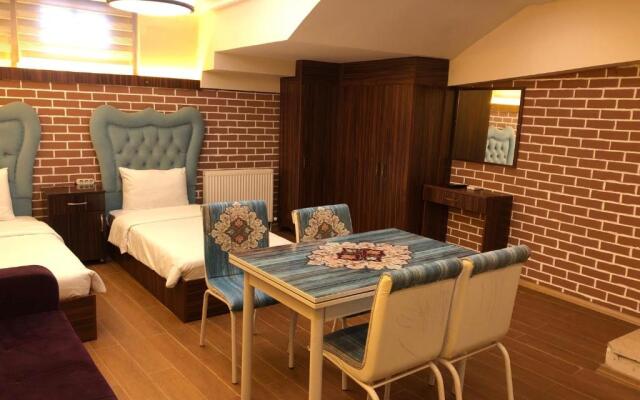 Rose Mansion by Otantik Suites