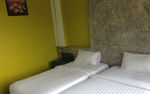 Pornsiri Hotel Sisaket