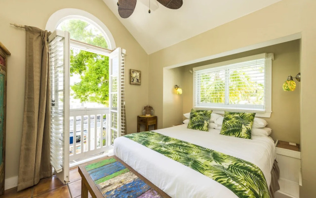 Andrews Inn & Garden Cottages