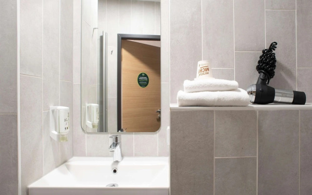 B&B HOTEL Schwerin-Süd