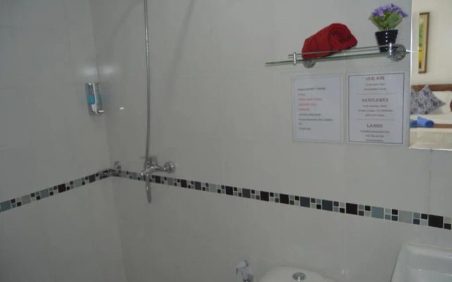 Askara Guest House - Hostel