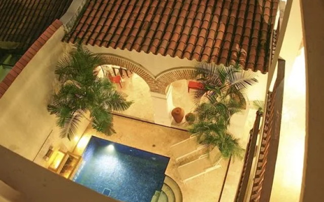 NH Collection Royal La Merced - 3 Nights, Cartagena, Colombia - Hotel in Cartagena - Photo 4