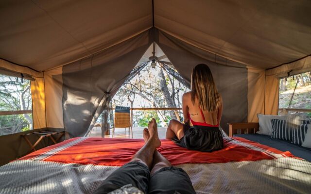 Isla Chiquita Glamping Hotel