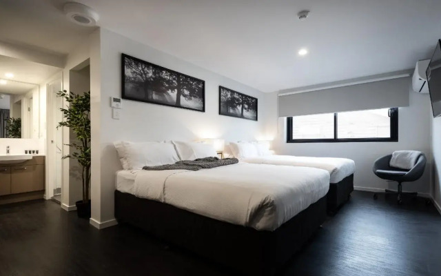 Ascot Budget Inn & Residences