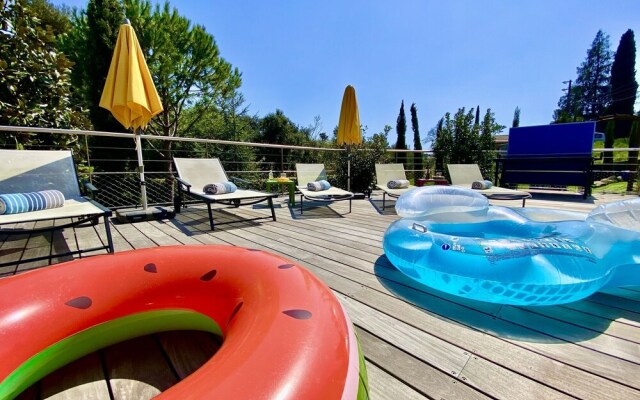 Magnificent Villa In Vence with Swimming Pool