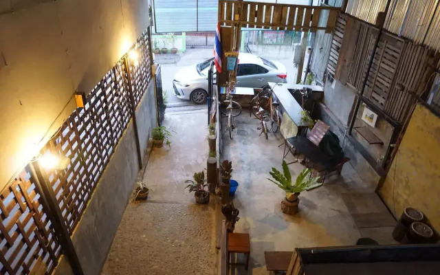 Chiangkhan Modern Home