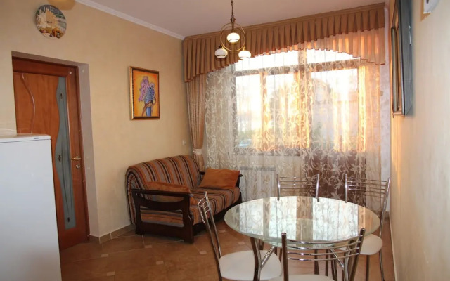 Na Pribrezhnoy Guest House