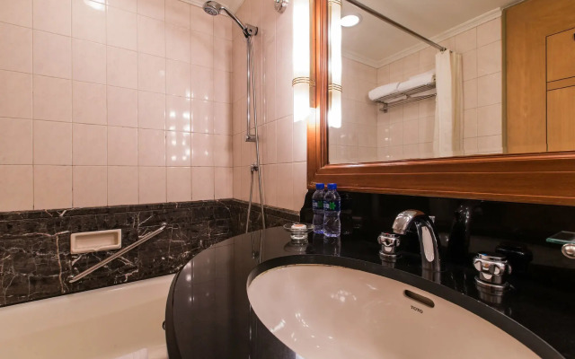 Ruishi Hotel Dalian