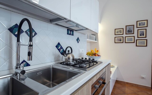 Starhost Vietri sul Mare