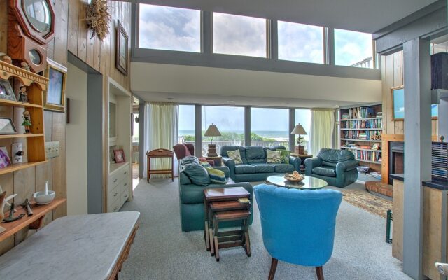 Noble Beach House