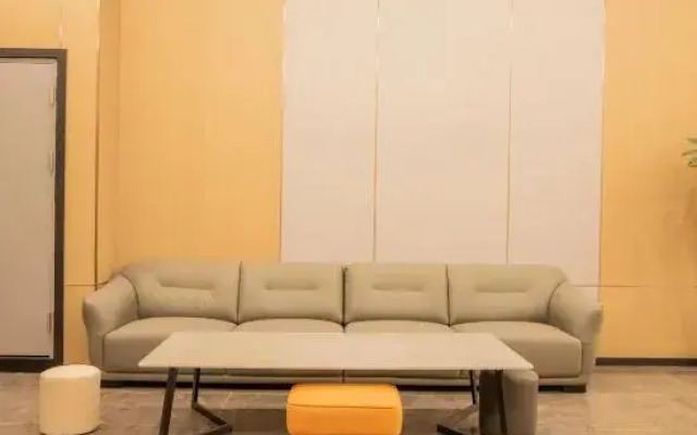 Junhai Business Hotel