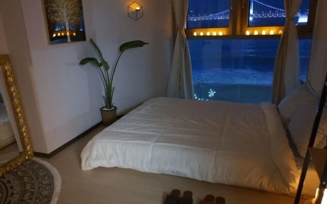 Ocean View Apartments in Gwanganri