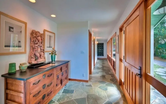 Lani Kai 4 Bedroom Home by Redawning