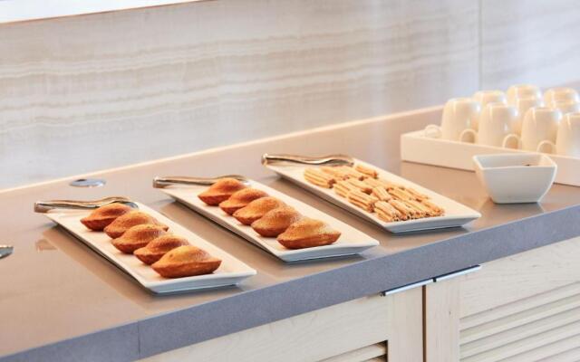 AC Hotel by Marriott Sunnyvale Moffett Park