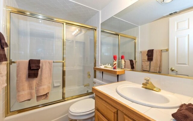 079 Golf and Ski Home