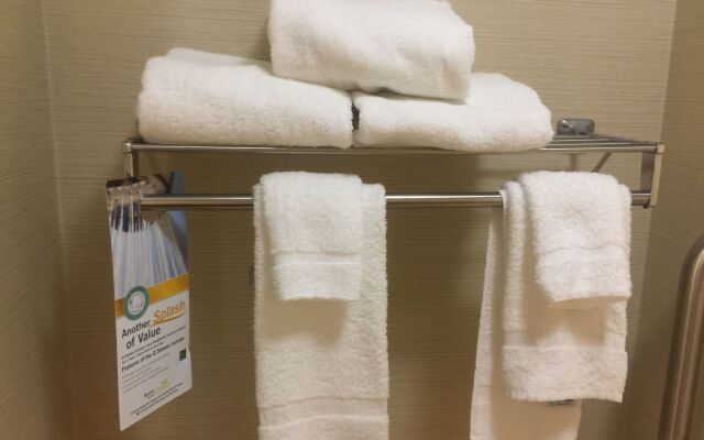 Quality Inn Richmond Airport