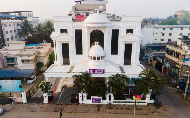 Royal Orchid Central