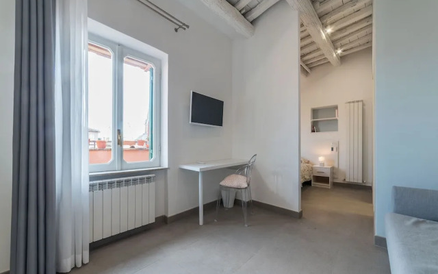 Piazza Navona Panoramic Penthouse