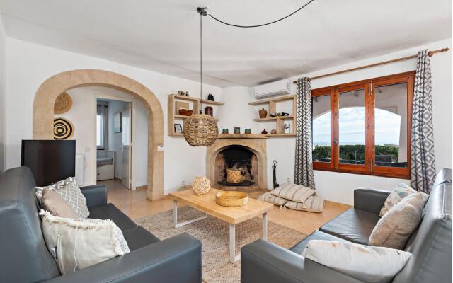 VILLA NURIANA in Cala´n Blanes