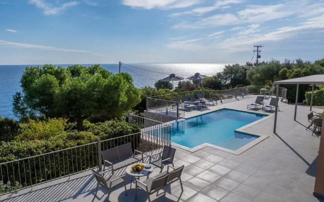 Villa Niki With Swimming Pool