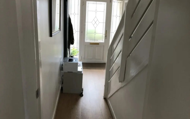 Limegrove, Comfortable Three Bedroom House
