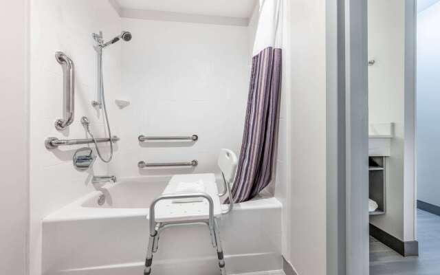 La Quinta Inn by Wyndham Lynnwood