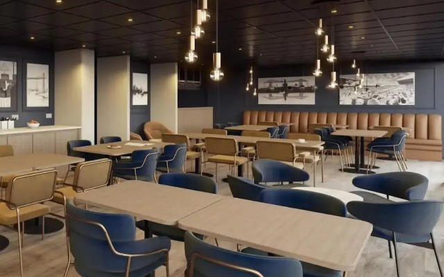 Station Suites