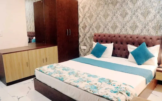 Rbs Hotel & Restaurant