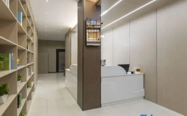 Yixuan Hotel (NanjingBaijiahu Jingfeng Center Branch)