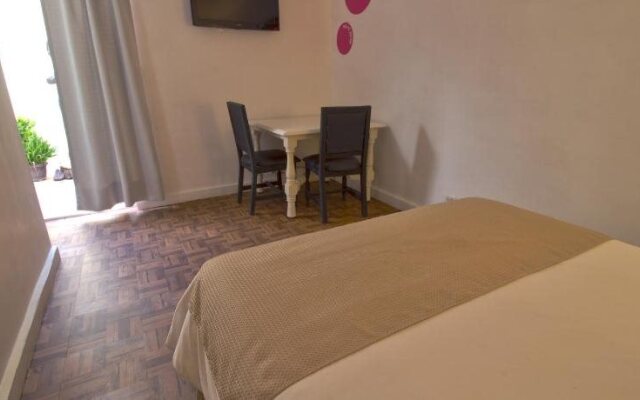 Hostal Punto 79 - Hostel