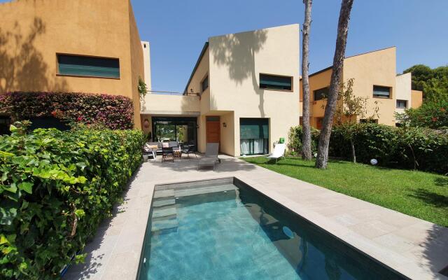 TH122-TownHouseLaMora