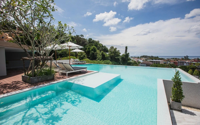 Palmetto Condominium