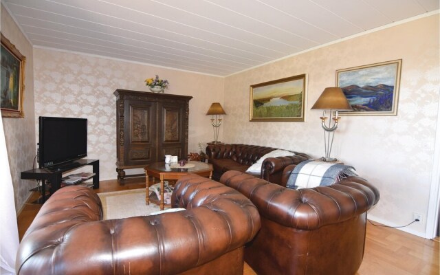 Stunning Home in Håverud With 4 Bedrooms and Internet