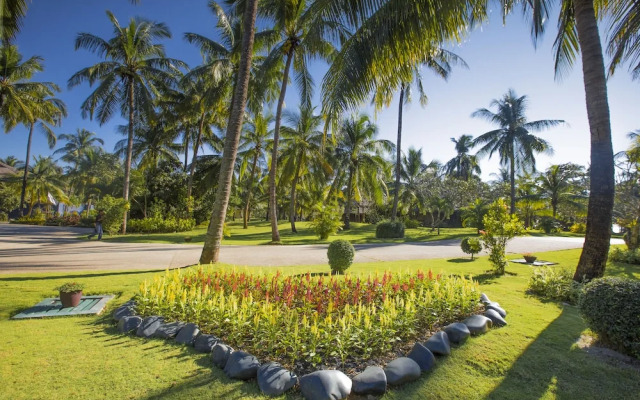 Sunny Paradise Resort