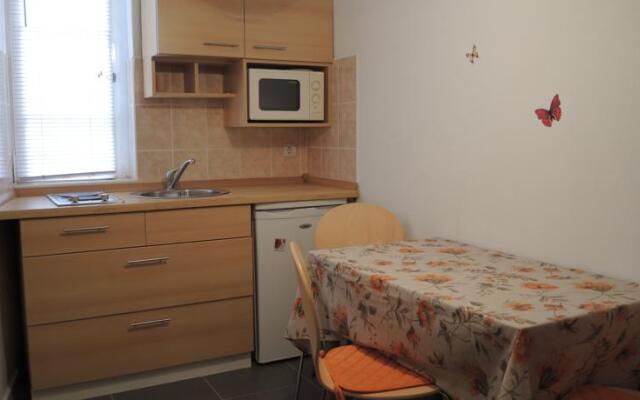 Teatro Apartments