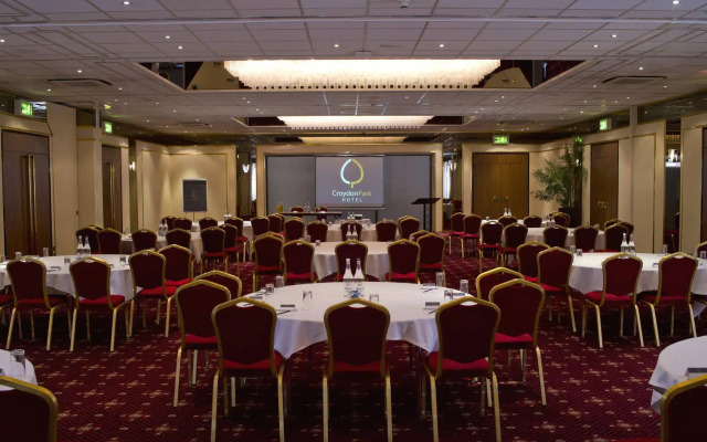 Clarion Collection Croydon Park Hotel