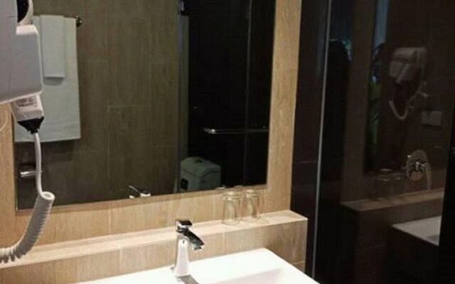 Narra Hotel