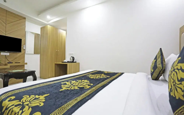 Hotel Decent Suites - Delhi Airport
