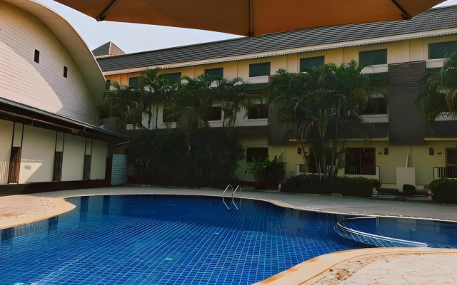 Luckswan resort