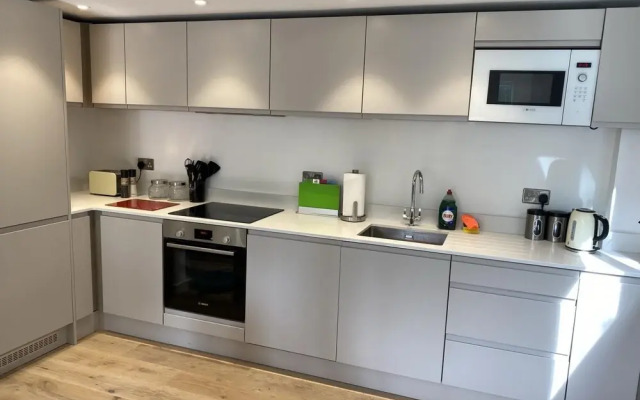 CH Apt 4 2bed in Bath