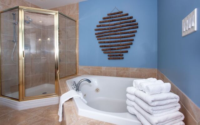 Crc0709 2 Bedroom Condo