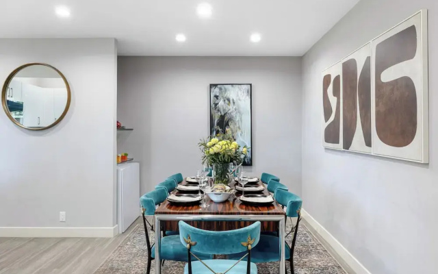 Fulton Buyout by Avantstay Sherman Oaks Estate + View