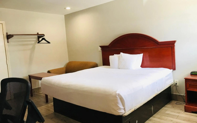 Summit Inn - Houston Medical Center