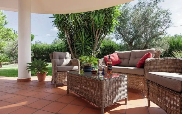 Villa Menhir with pool garden and tennis