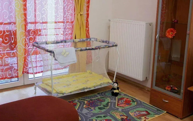 Claudia Rooms and Apartments