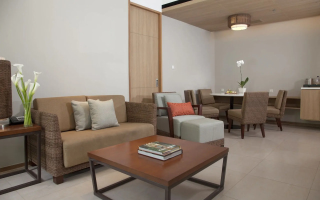 Courtyard By Marriott Bali Seminyak Resort