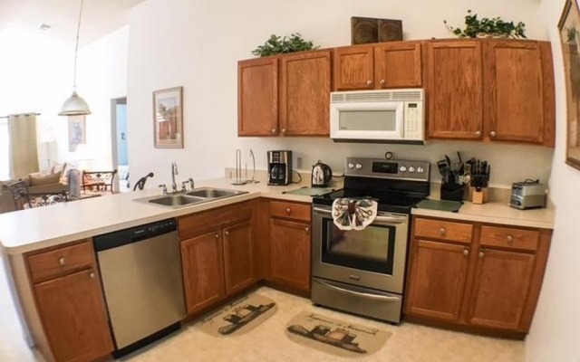 Kokomo Retreat Apartment 4 Bedroom