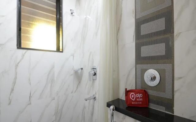 OYO 2068 Hotel La Grace