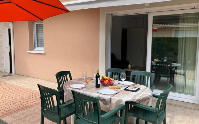 Terraced Holiday Home in Moliets